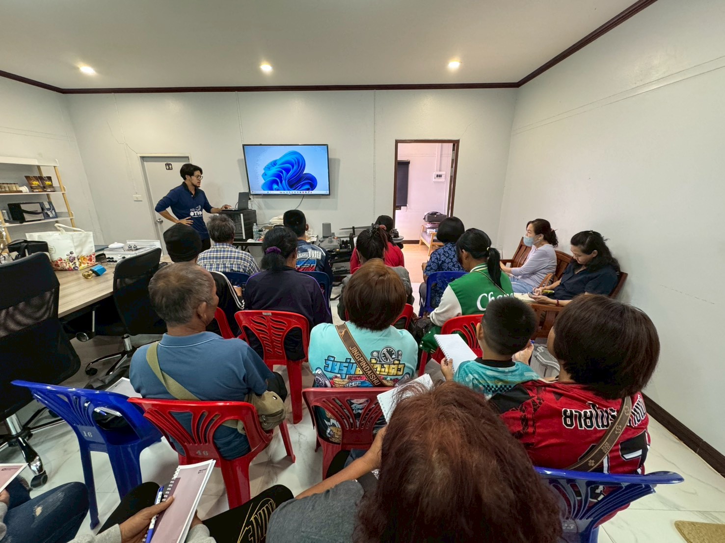 title - สำนักงานการปฏิรูปที่ดินจังหวัดจันทบุรี ดำเนินการจัดฝึกอบรมโครงการพัฒนาเกษตรกรปราดเปรื่อง (Smart farmer ) กิจกรรมพัฒนาเกษตรกรปราดเปรื่องในเขตปฏิรูปที่ดิน (Smart farmer) ปีงบประมาณ พ.ศ. 2569 